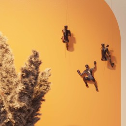 Wanddecoratie in de vorm van een bergbeklimmer: beeldje van een klimmer / klimmer