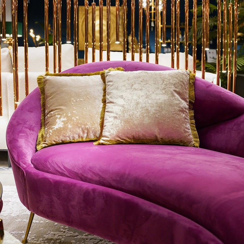 Retro gefranjerd kussen in beige fluweel - Cannes - Kare Design