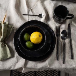 Set van 4 grote zwarte zandstenen kommen | Kare Design