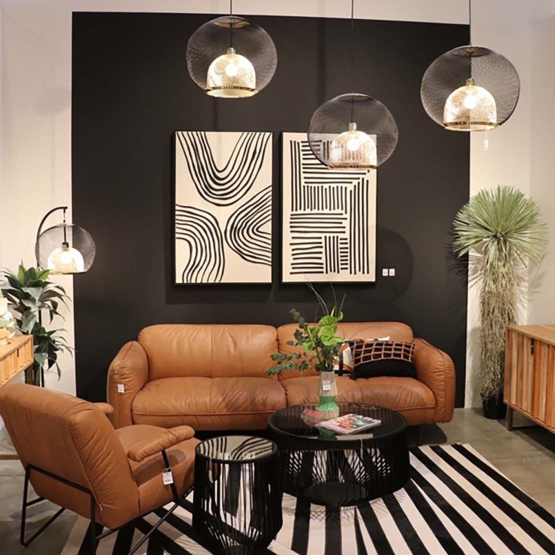 Zwarte lijnen op beige achtergrond - Artistieke Strik - Kare Ontwerp