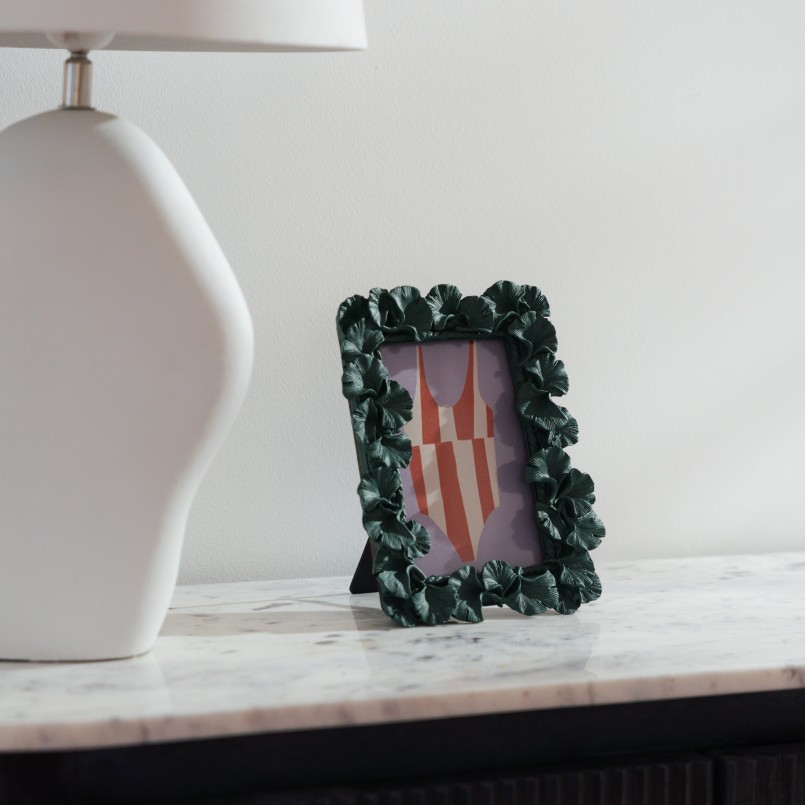 Green ginkgo leaves photo frame - Kare Design