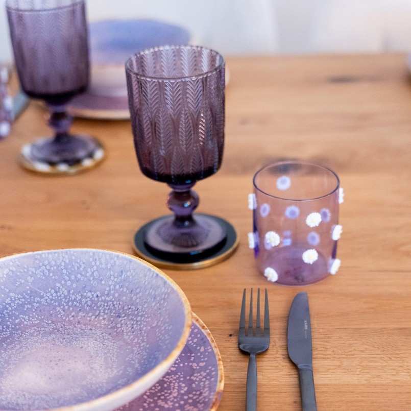 Paarse waterglazen met reliëfbloemen - Partybloemen - Kare Design