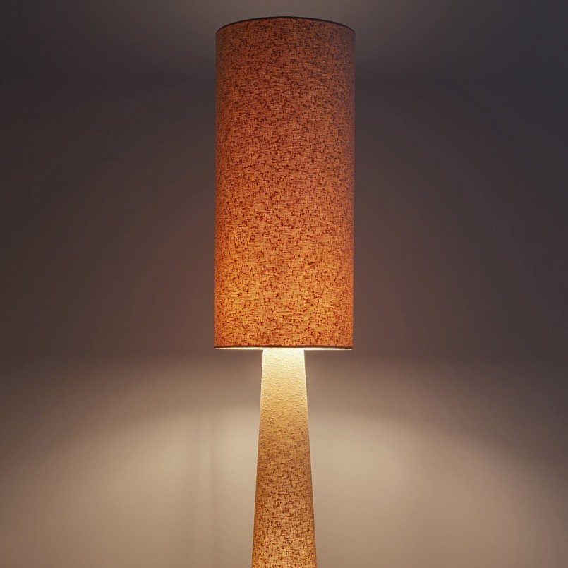 Staande lamp in krullend beige linnen - Marleen - Kare Design