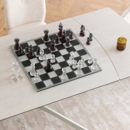 Black and white transparent chess set - Kare Design