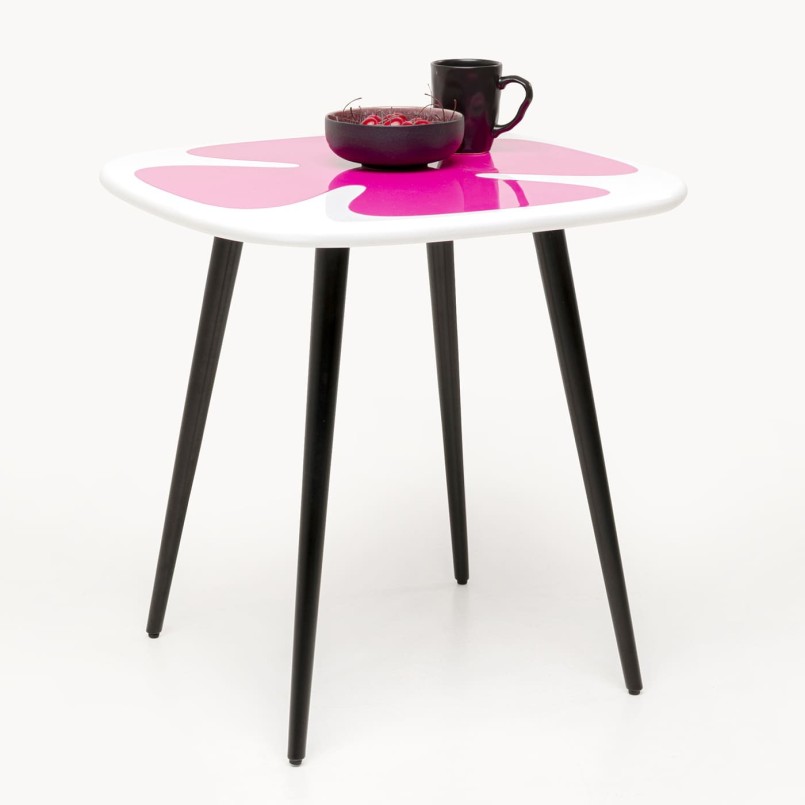 Side table Petal pink Kare Design
