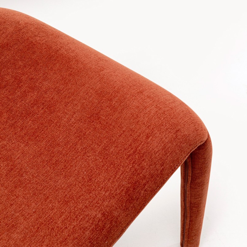 Stoel Tobi rood Kare Design
