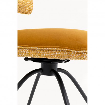 Draaistoel Helli oker Kare Design