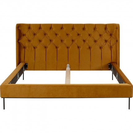 Bed Audrey 180x200cm fluweel oker Kare Design