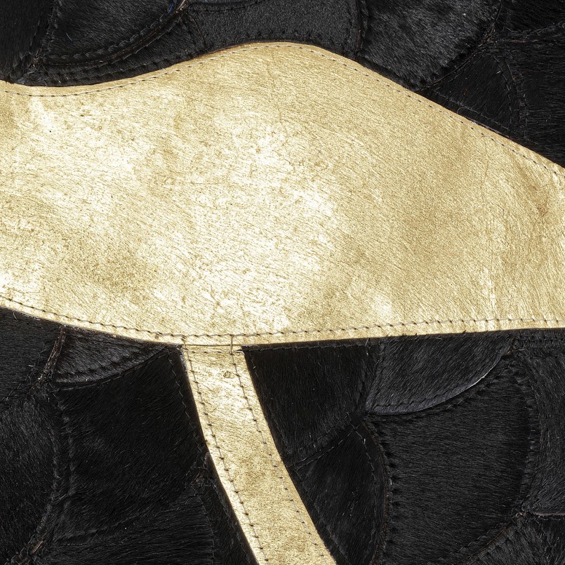 Zwart en goud koeienhuid vloerkleed - Fulmine - Kare Design