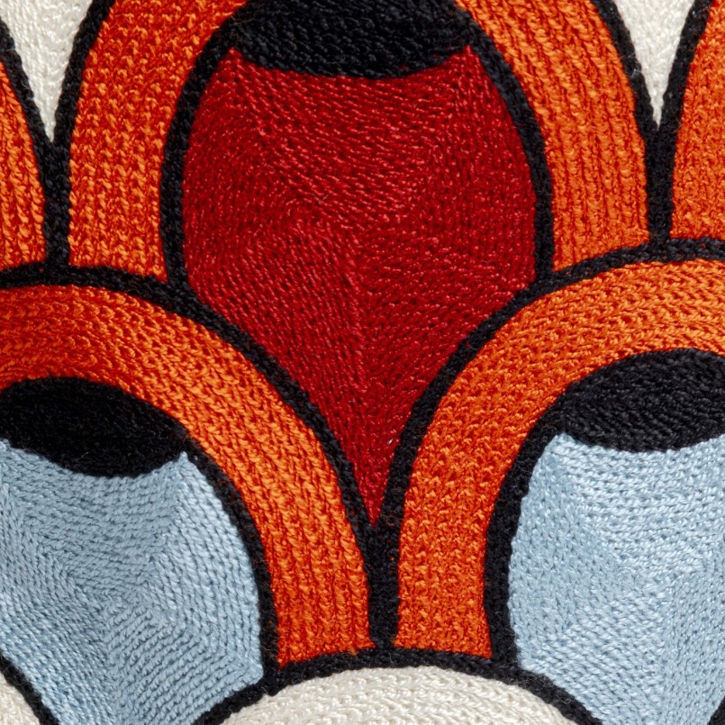 Cushion Art Bow Kare Design