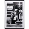 Framed Picture Window Shopping 80x120cm Kare Design