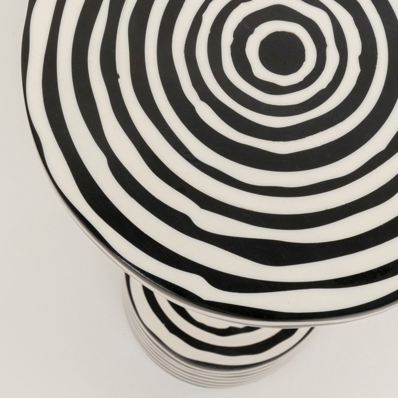 Side Table Domero Swirl Ø25cm black Kare Design