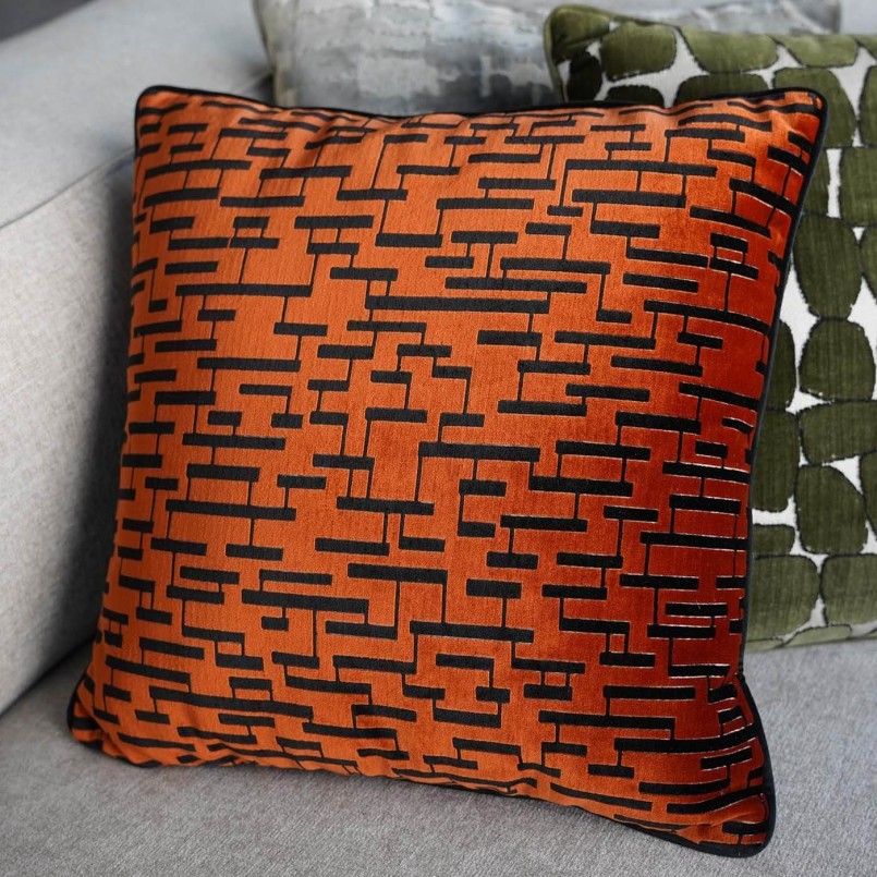 Cushion Suono orange and black Kare Design
