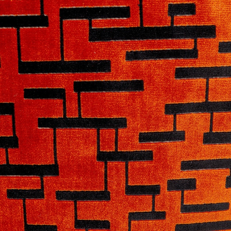 Kussen Suono oranje en zwart Kare Design