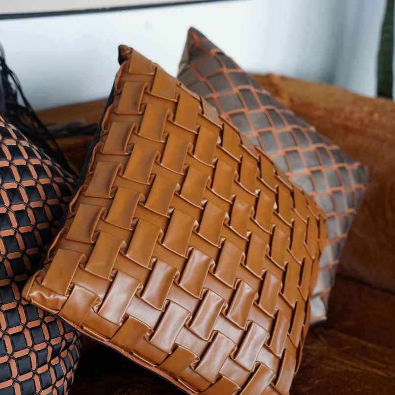 Cushion Posy brown Kare Design